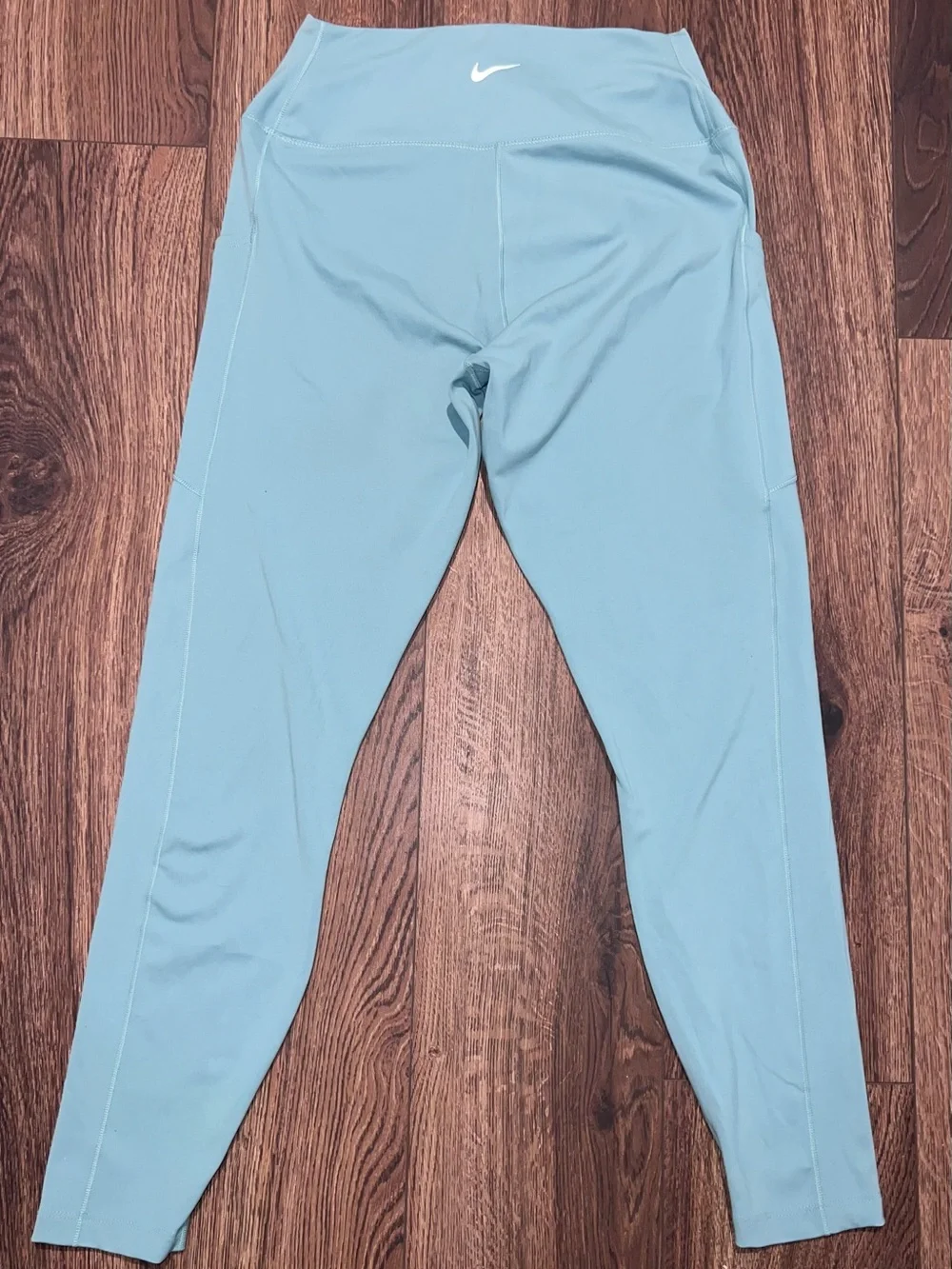 Nike Light Blue Short Sleeve Top and High-Waist Leggings Set